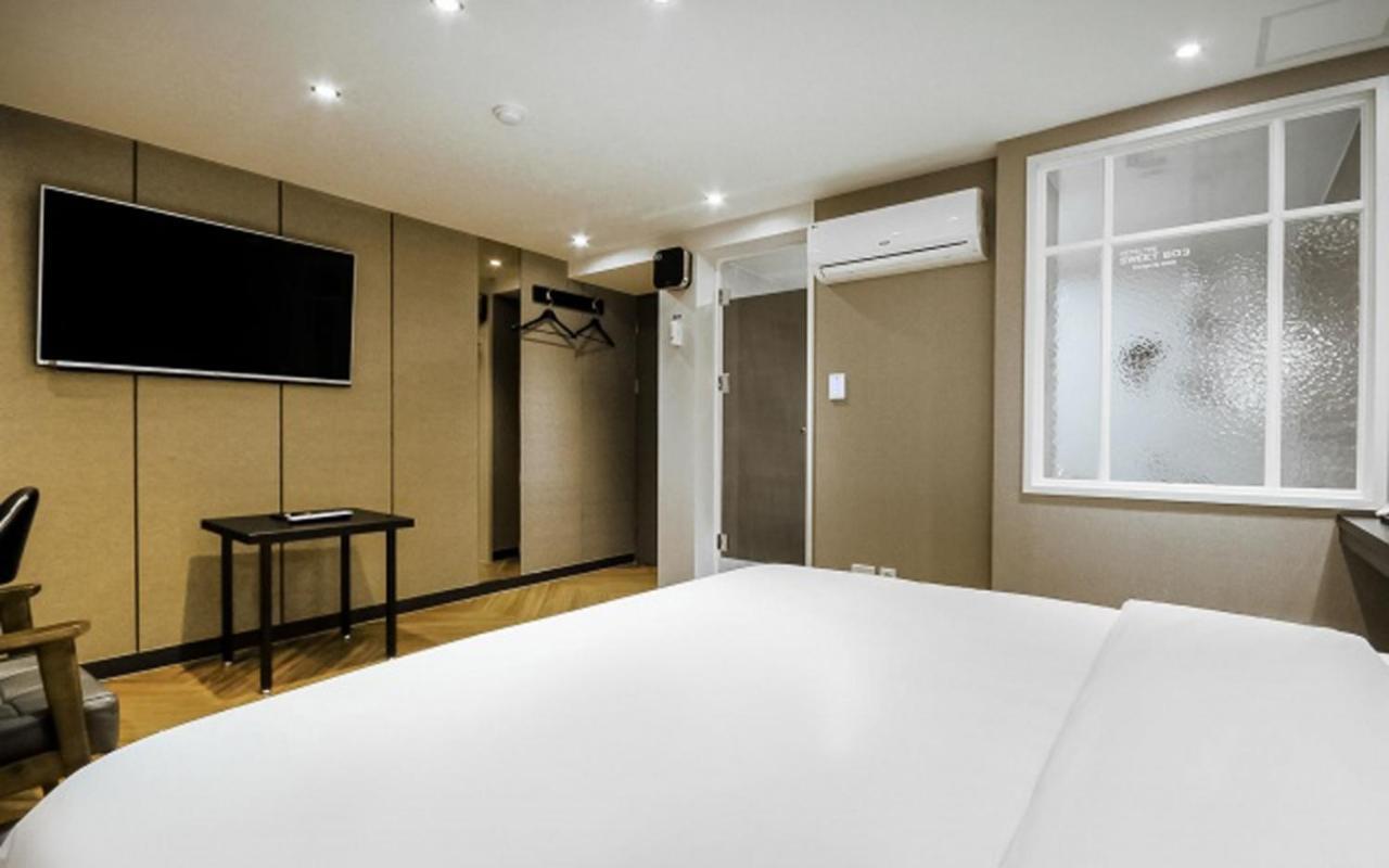 Hotel Bellus Puszan Kültér fotó