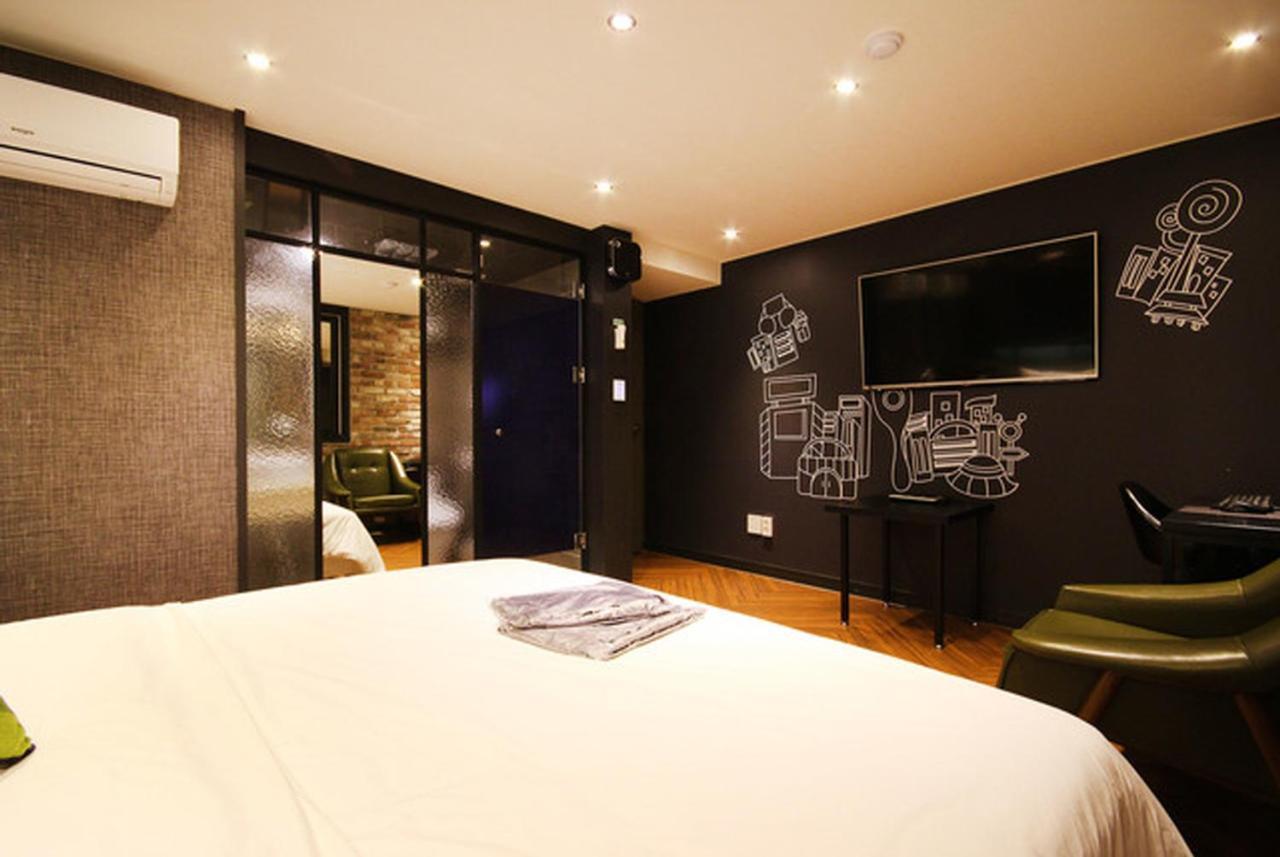 Hotel Bellus Puszan Kültér fotó