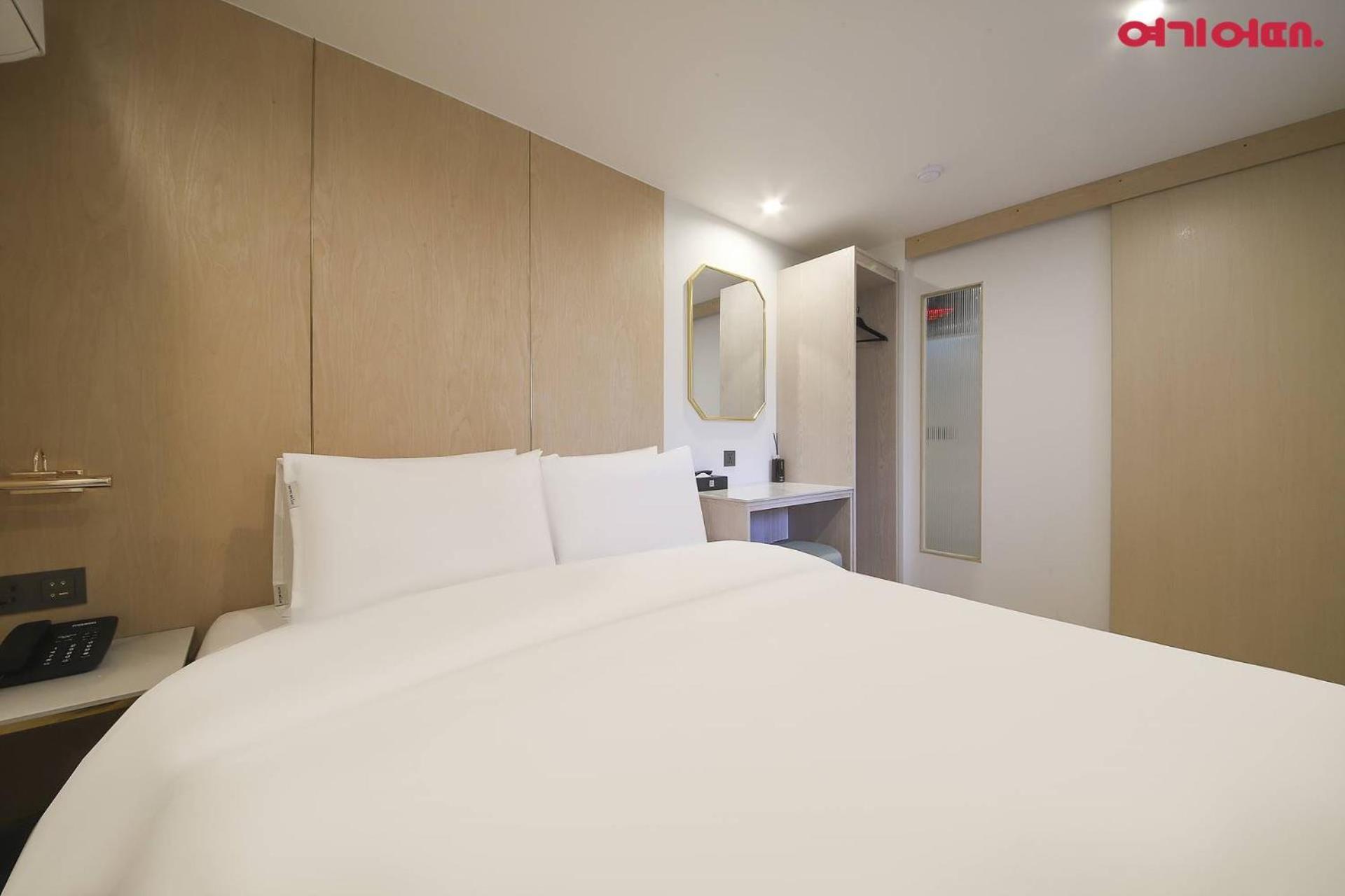 Hotel Bellus Puszan Kültér fotó