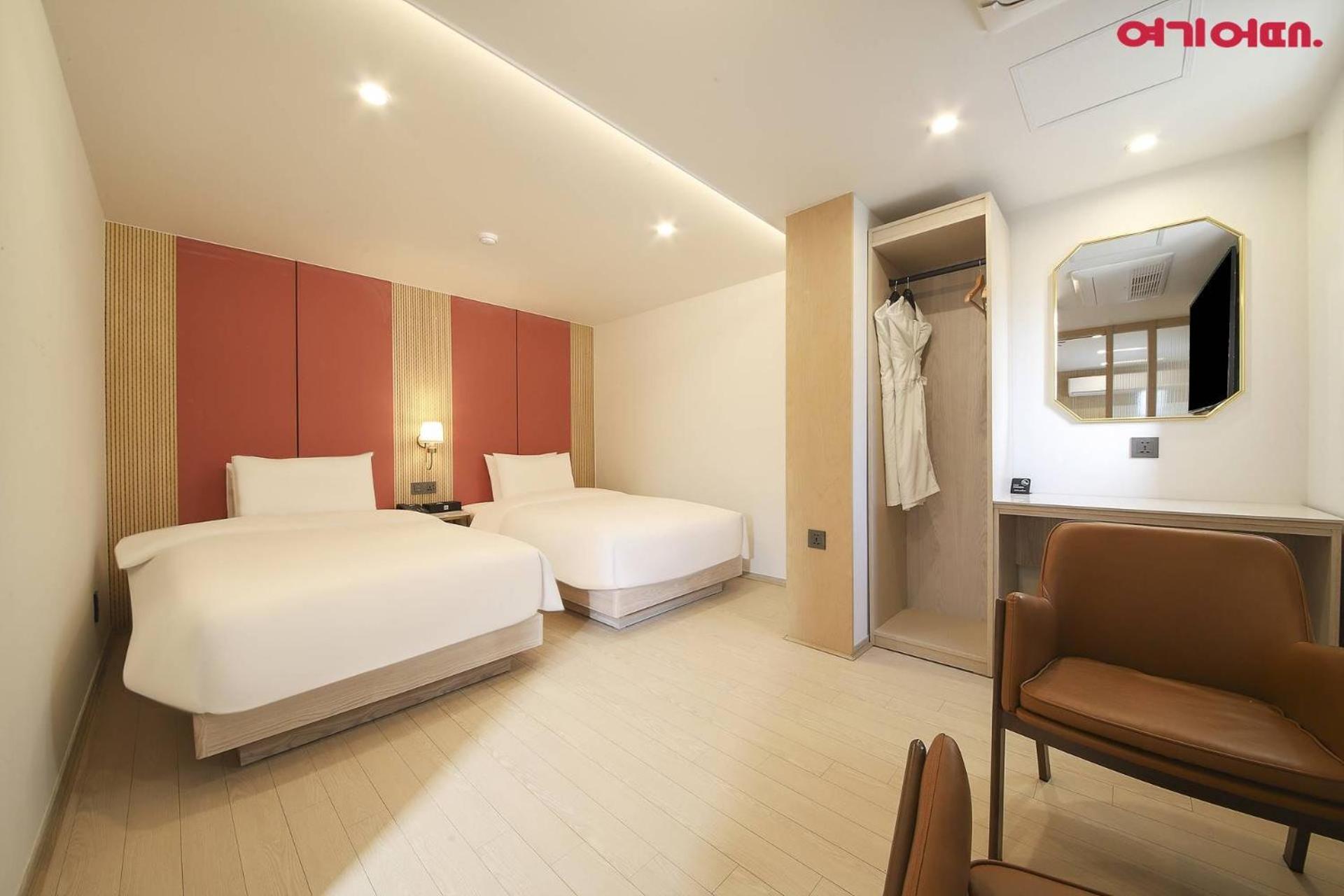Hotel Bellus Puszan Kültér fotó