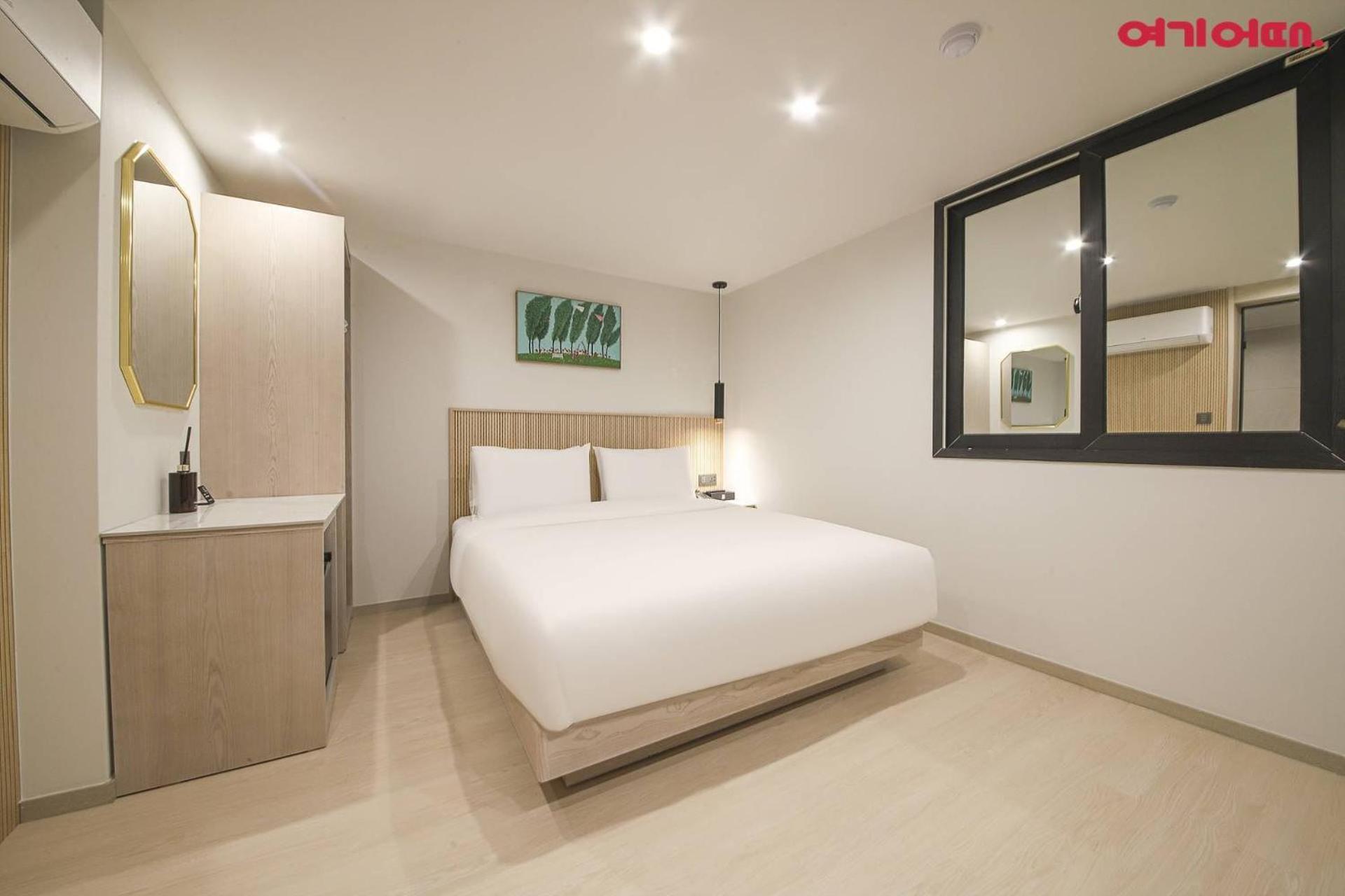 Hotel Bellus Puszan Kültér fotó