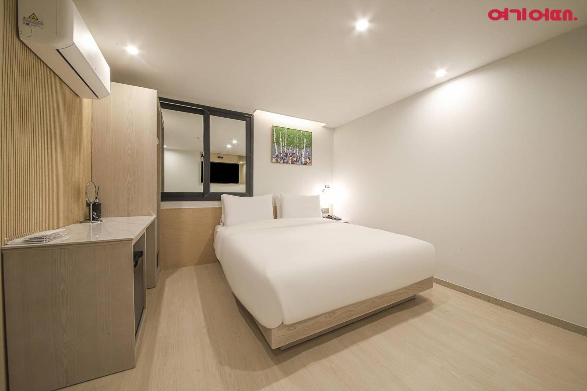 Hotel Bellus Puszan Kültér fotó