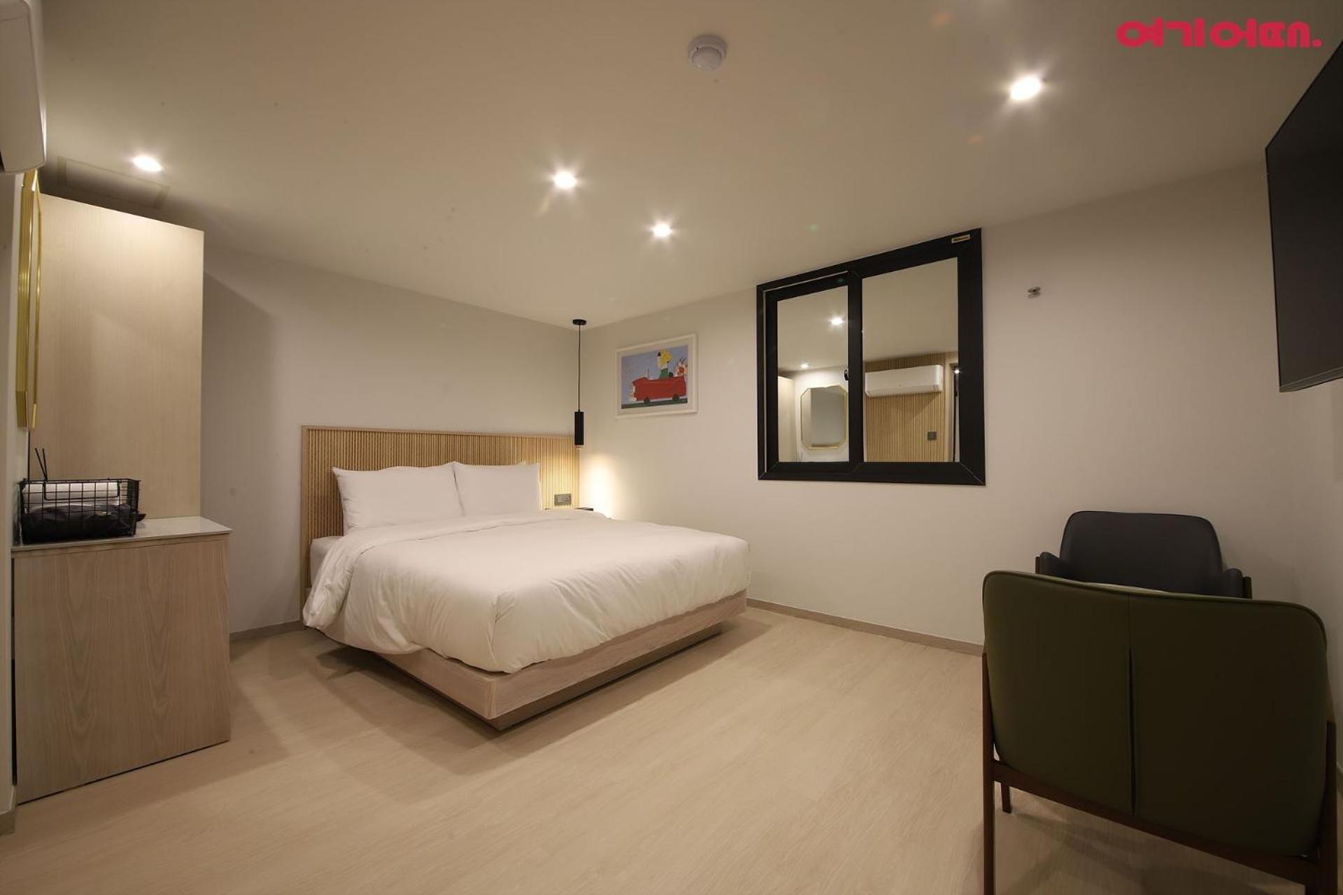 Hotel Bellus Puszan Kültér fotó