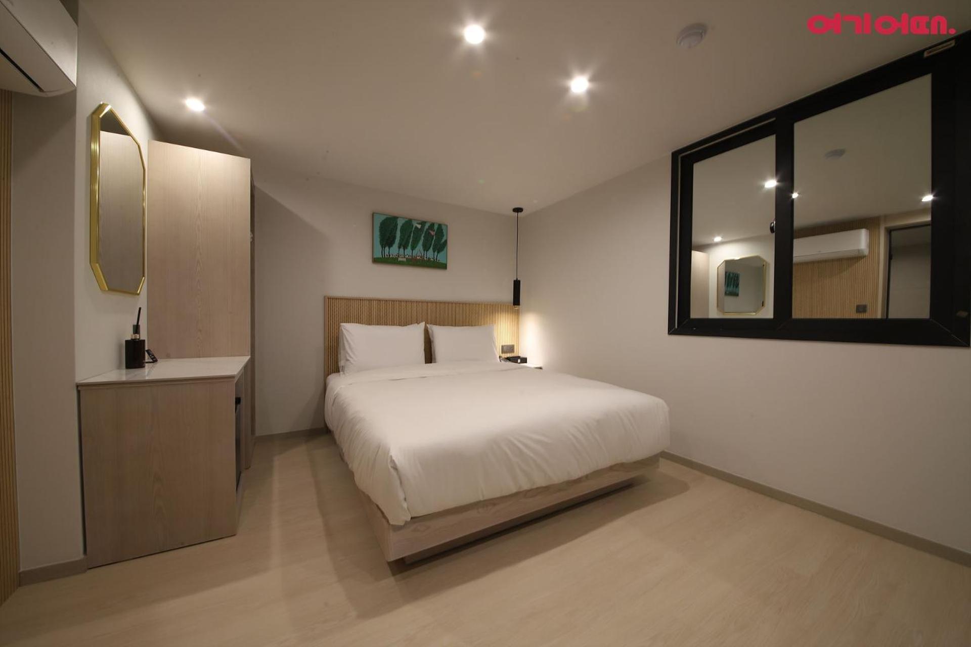 Hotel Bellus Puszan Kültér fotó