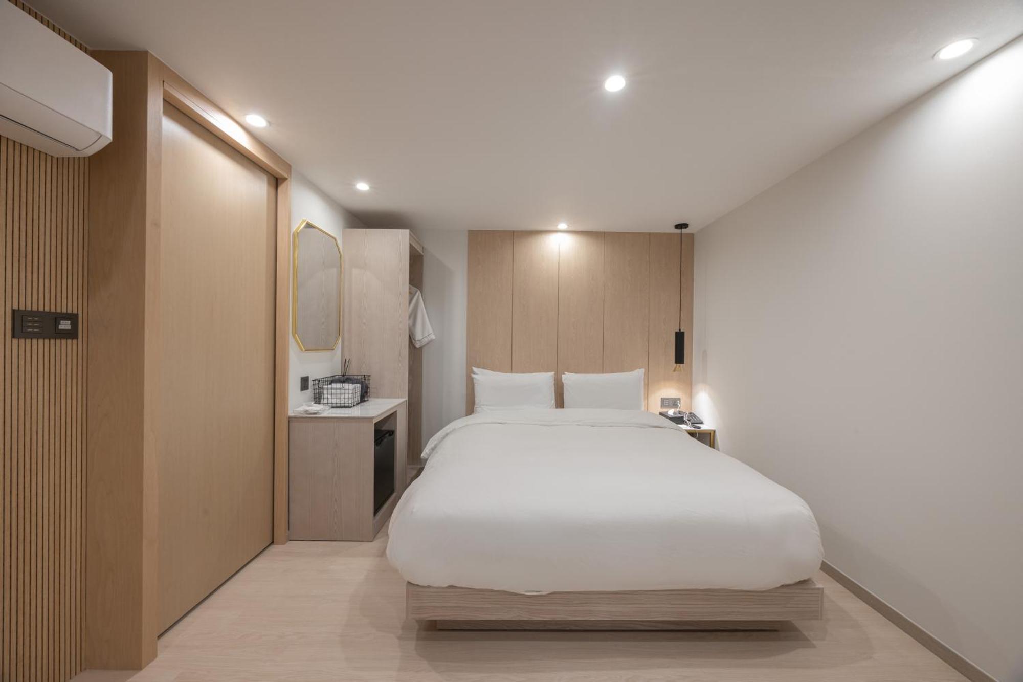 Hotel Bellus Puszan Kültér fotó