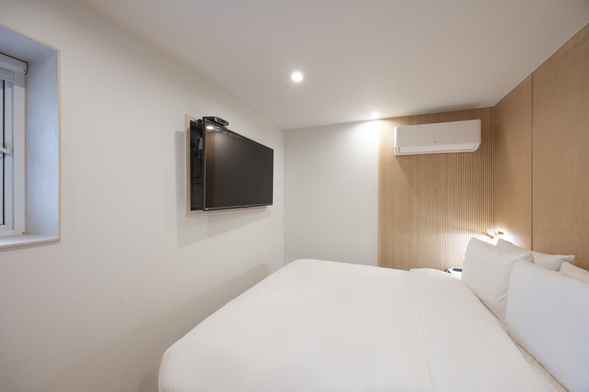 Hotel Bellus Puszan Kültér fotó