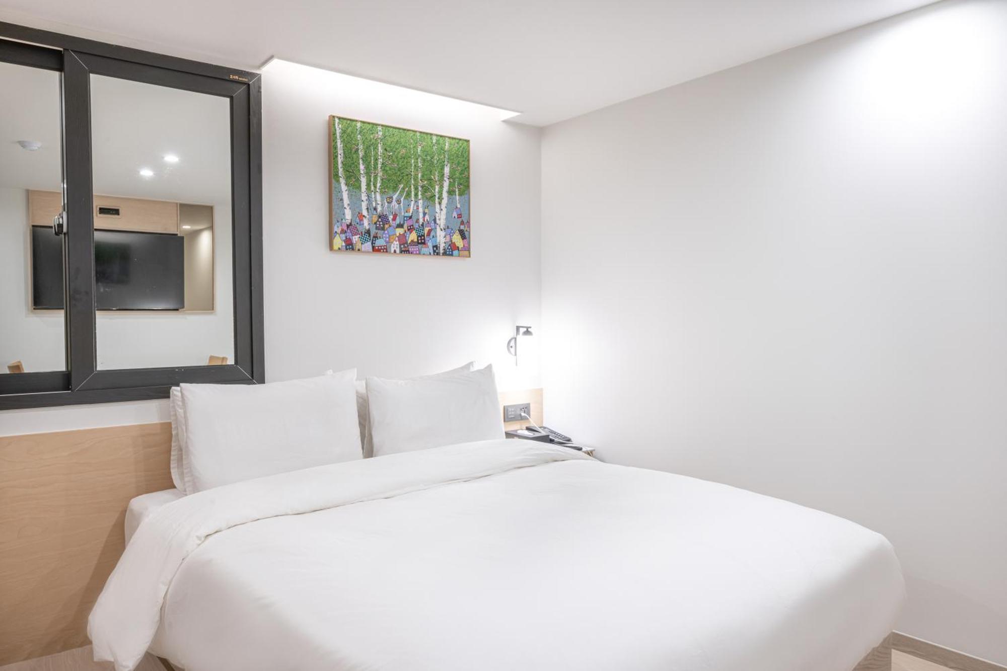 Hotel Bellus Puszan Kültér fotó
