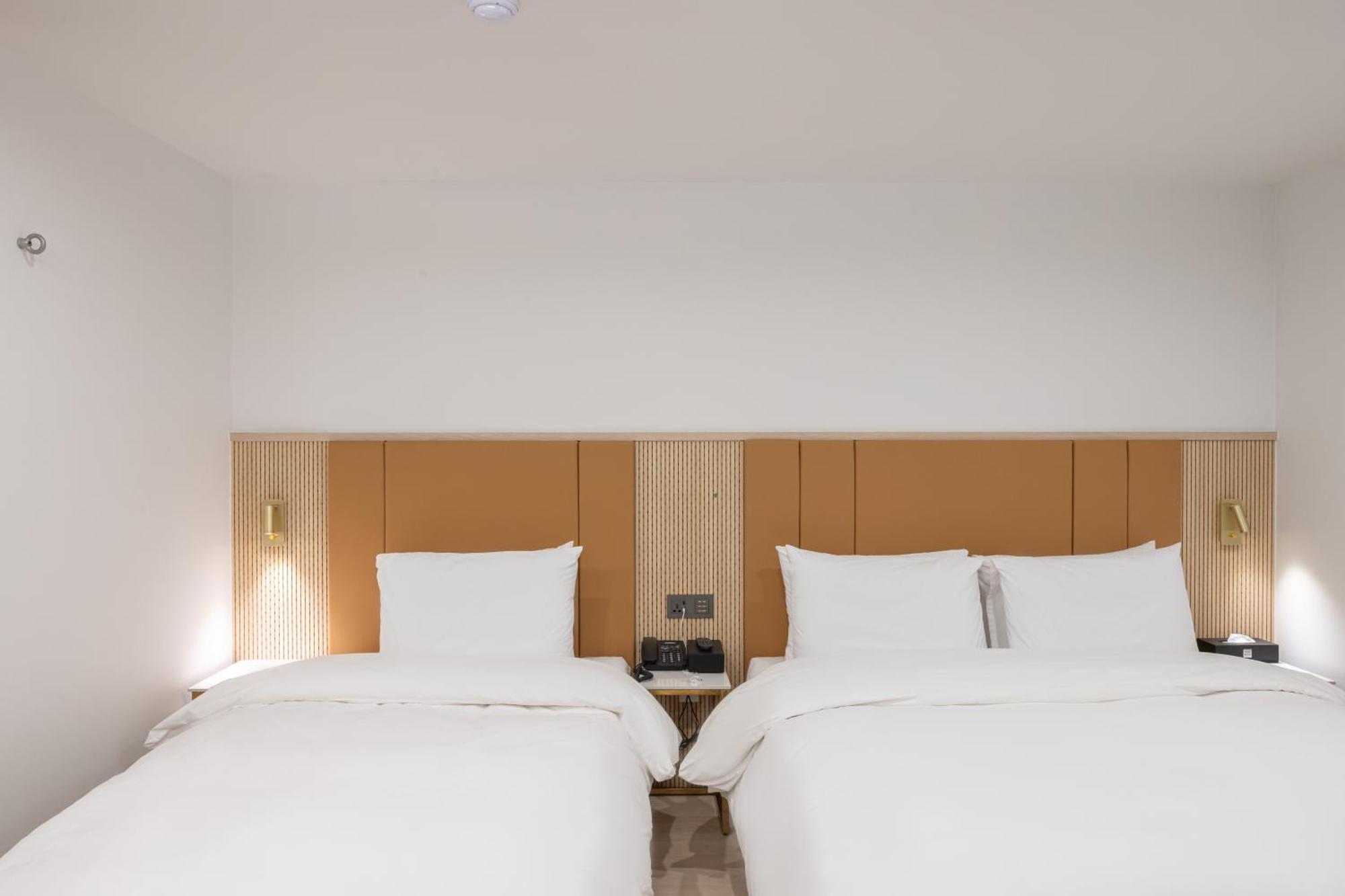 Hotel Bellus Puszan Kültér fotó