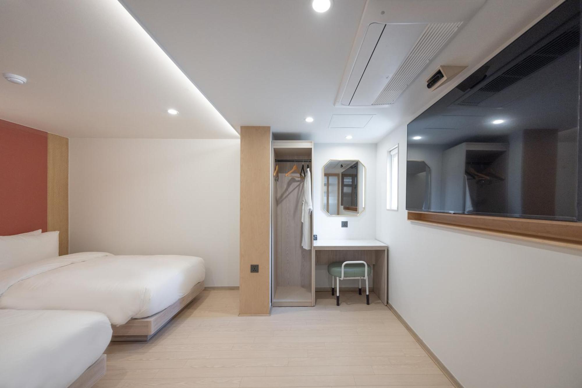 Hotel Bellus Puszan Kültér fotó