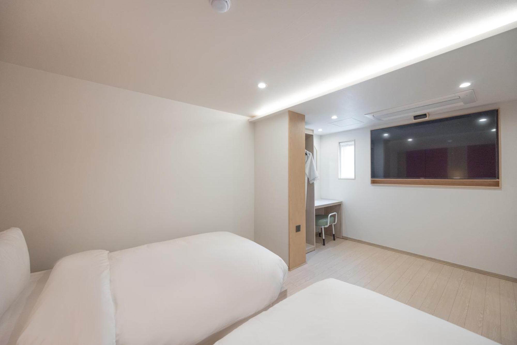 Hotel Bellus Puszan Kültér fotó