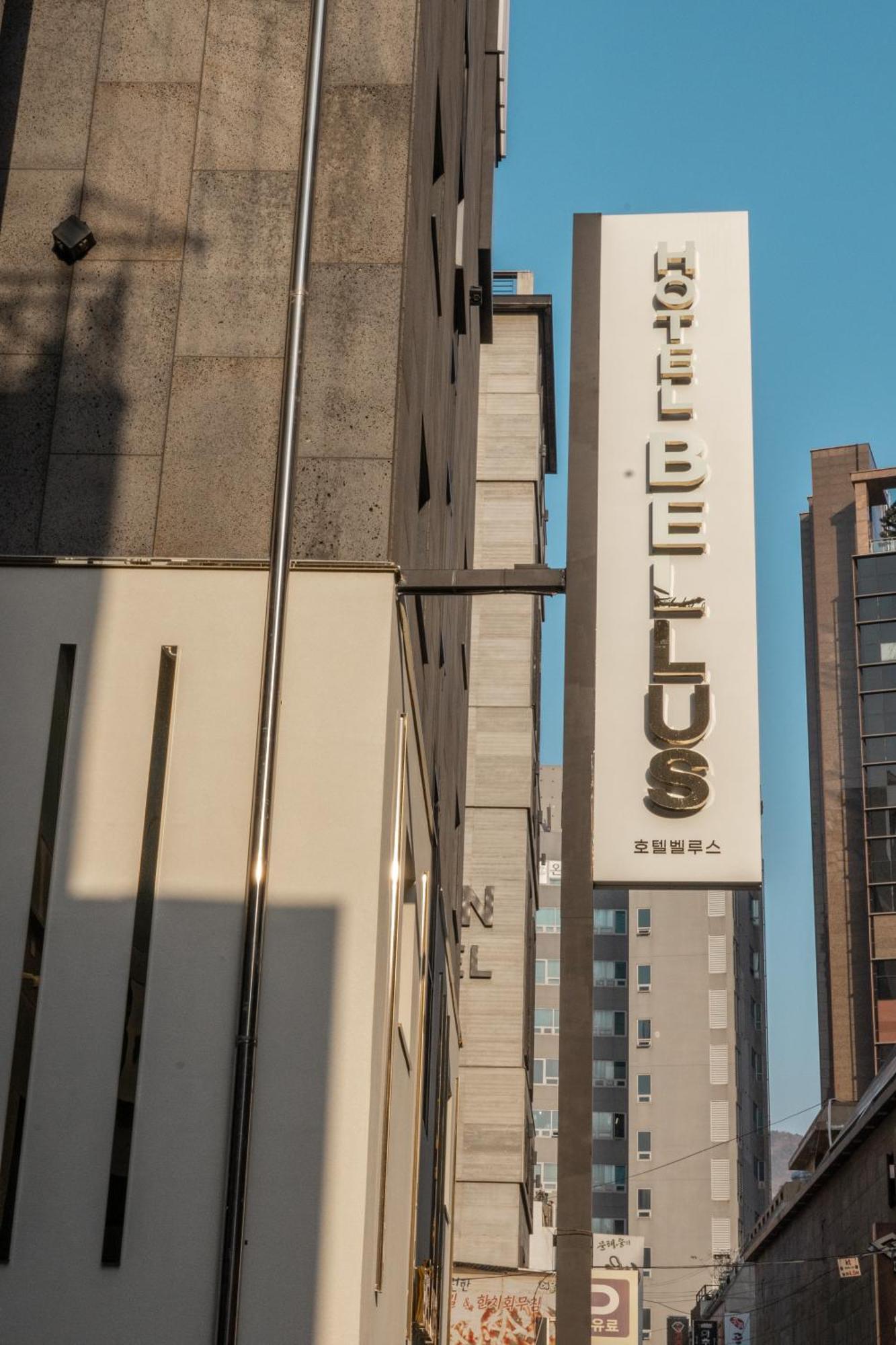 Hotel Bellus Puszan Kültér fotó